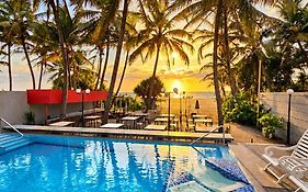 Beacon Beach Hotel Negombo